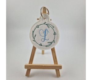 2€ ZUSATZTÜRCHEN 16. Dezember - Stickserie - ITH Anhänger Blumenrahmen Monogram